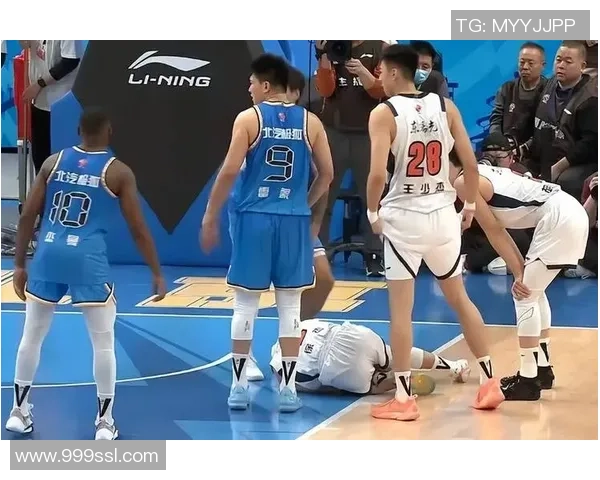 CBA开赛季最大闹剧!同曦换帅创前史 这操作比裁西热更败好感